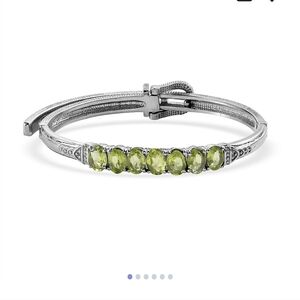 🆕️ Peridot Bangle Bracelet in Stainless Steel (6.50 In) 5.75 ctw